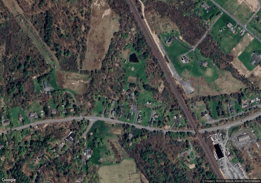 17 Moak Ln, Slingerlands, NY 12159 - photo 1