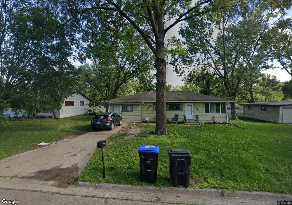 1933 SW Harp Place, Topeka, KS 66611 - photo 1