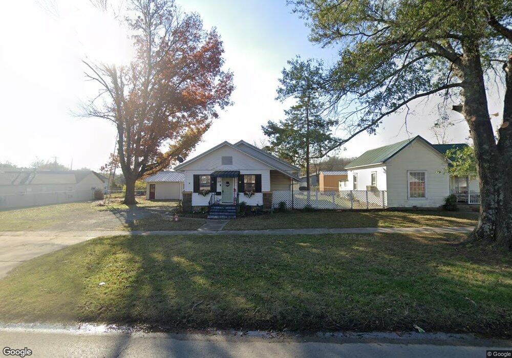 1209 W Main St, Henryetta, OK 74437 - photo 1