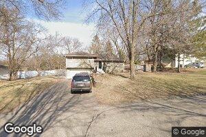 5365 Holiday Rd, Minnetonka, MN 55345