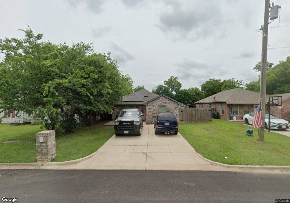 503 Erie St, Cleburne, TX 76031 - photo 1