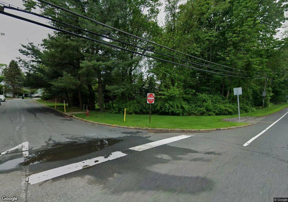 83 Carriage Ln, Sparta, NJ 07871 - photo 1