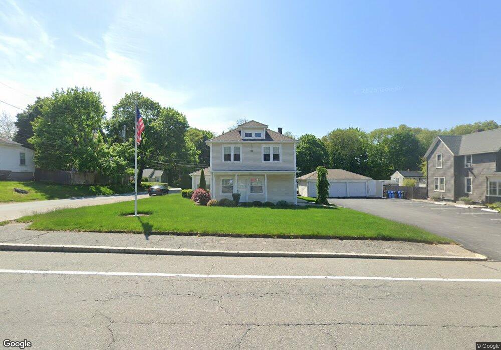 481 Oaklawn Ave, Cranston, RI 02920 - photo 1