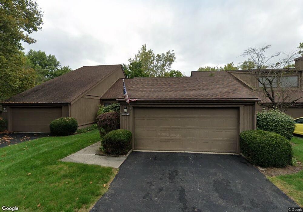 2028 Willowick Cir unit 4B, Columbus, OH 43229 - photo 1