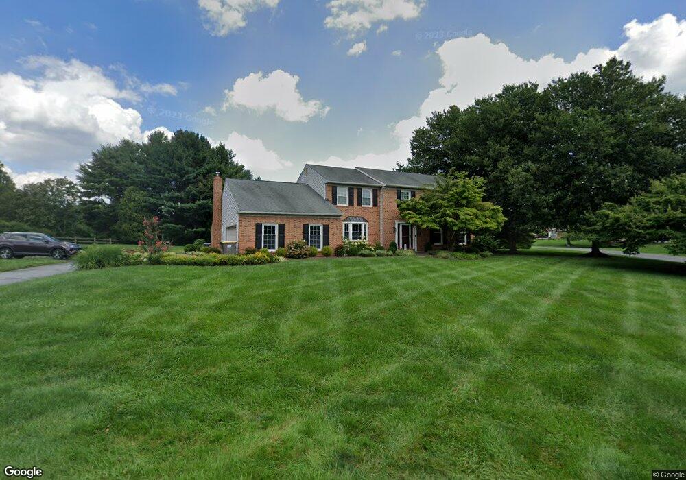 2 Radburn Ln, Newark, DE 19711 - photo 1