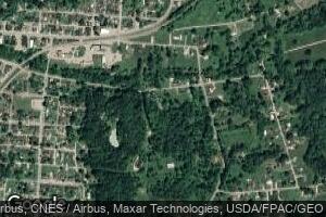 78 Front St, Glouster, OH 45732