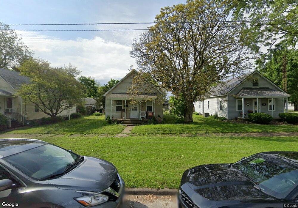 2917 Cedar Ave, Mattoon, IL 61938 - photo 1