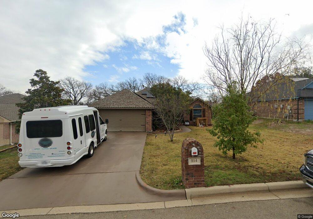 314 Clark Ave, Weatherford, TX 76085 - photo 1