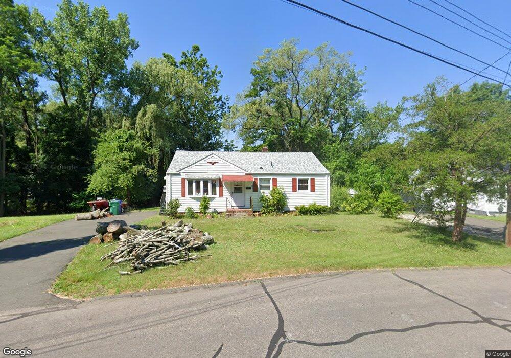 5 Mayfair Ct, Bloomfield, CT 06002 - photo 1