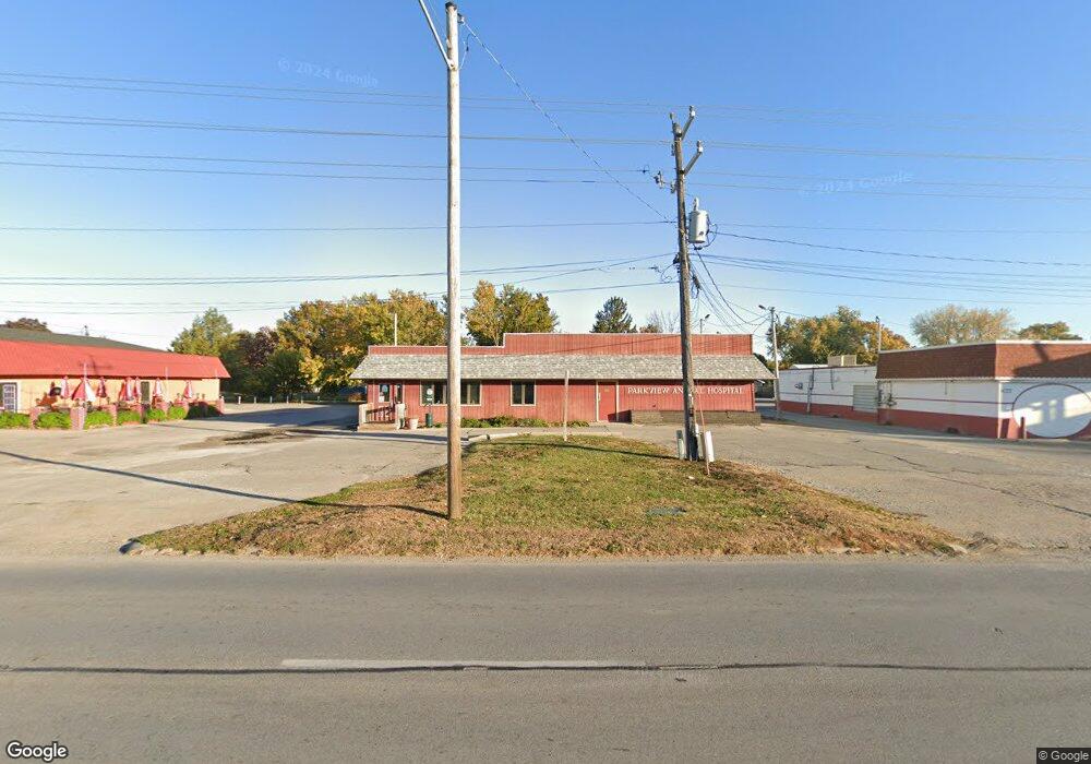 2012 1st Ave E, Newton, IA 50208 - photo 1