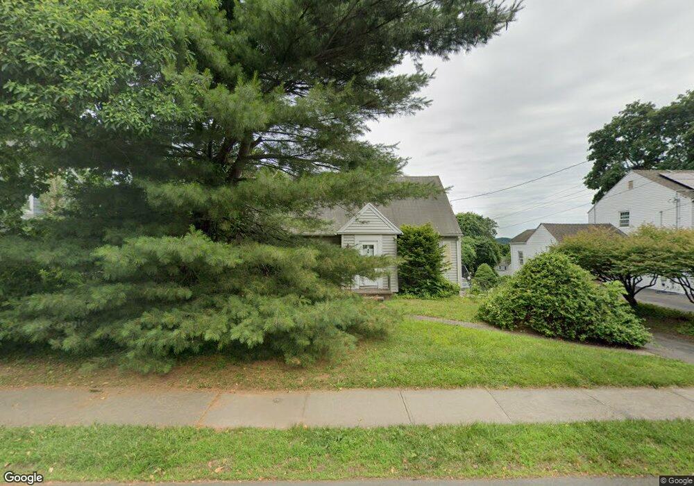 5 Hepburn Rd, Hamden, CT 06517 - photo 1