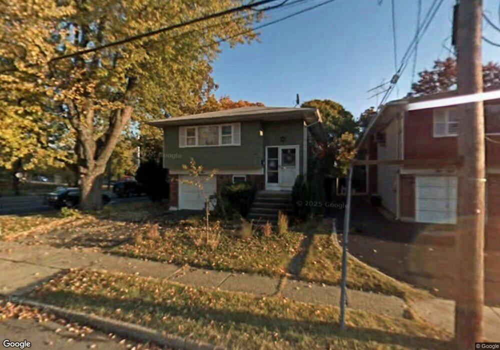 152 Buckingham Place, Lynbrook, NY 11563 - photo 1