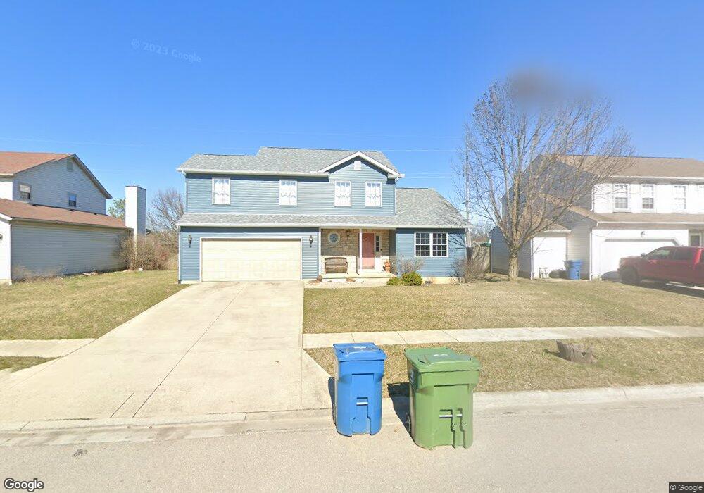 911 Lora Lee Dr, Marysville, OH 43040 - photo 1