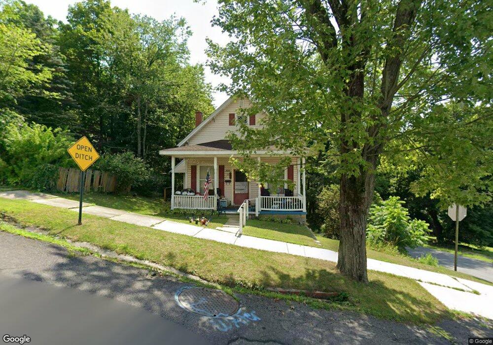 702 Center St, Jim Thorpe, PA 18229 - photo 1