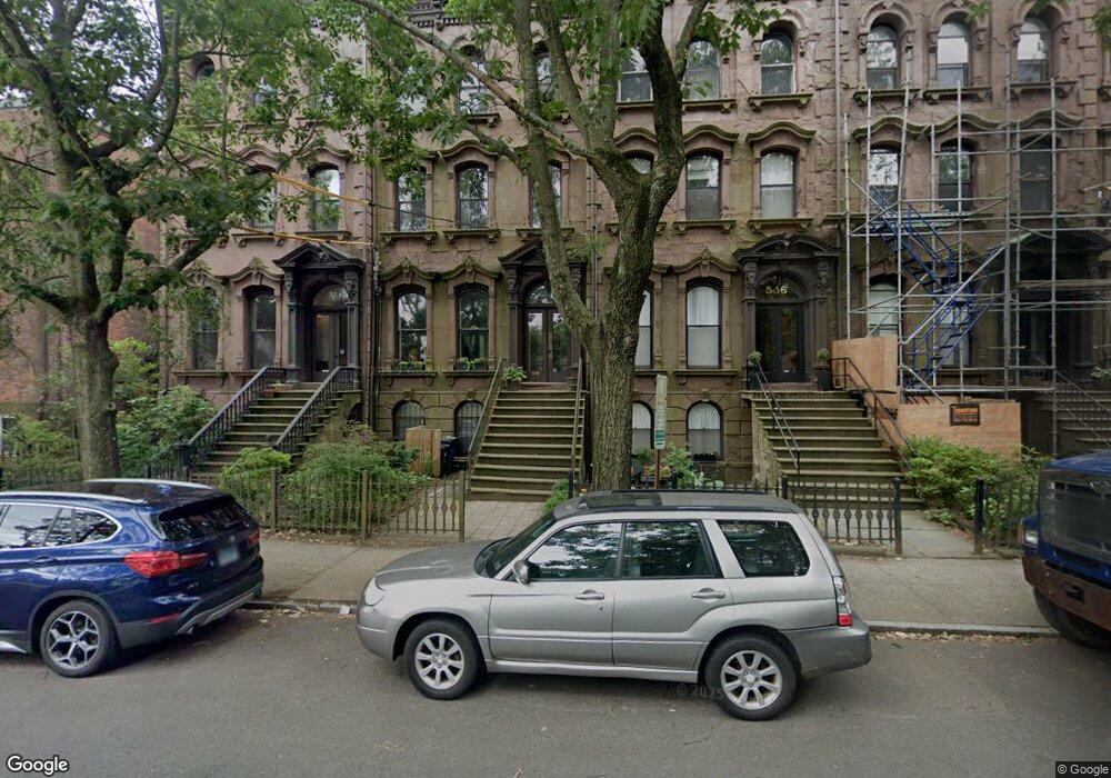 554 Chapel St unit 1, New Haven, CT 06511 - photo 1