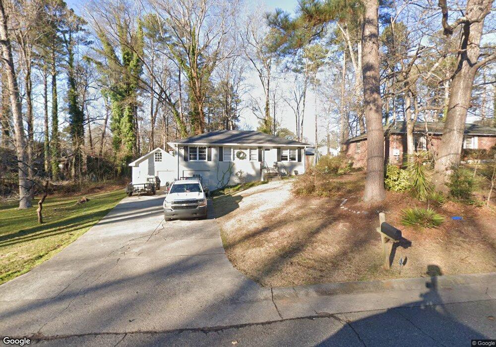 881 Pinehill Dr SE, Smyrna, GA 30080 - photo 1