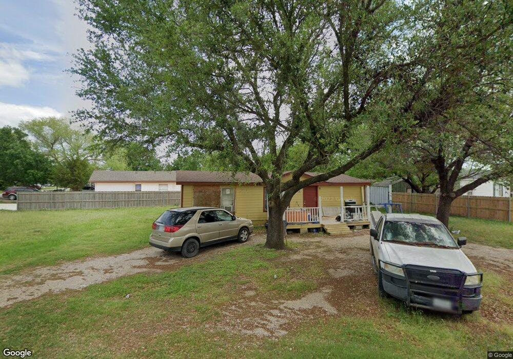 111 Holly Loop, Ennis, TX 75119 - photo 1
