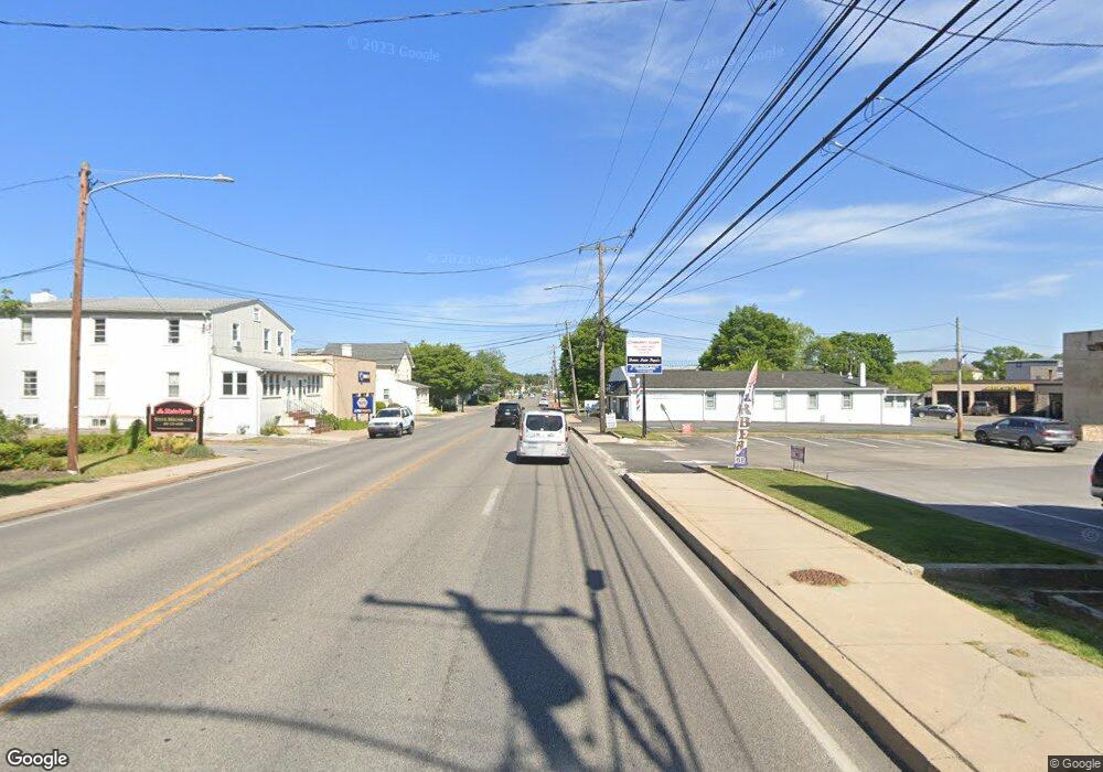 880 Lancaster Ave unit 2, Devon, PA 19333 - photo 1