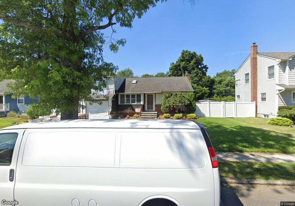 536 Arlington Dr, Seaford, NY 11783 - photo 1