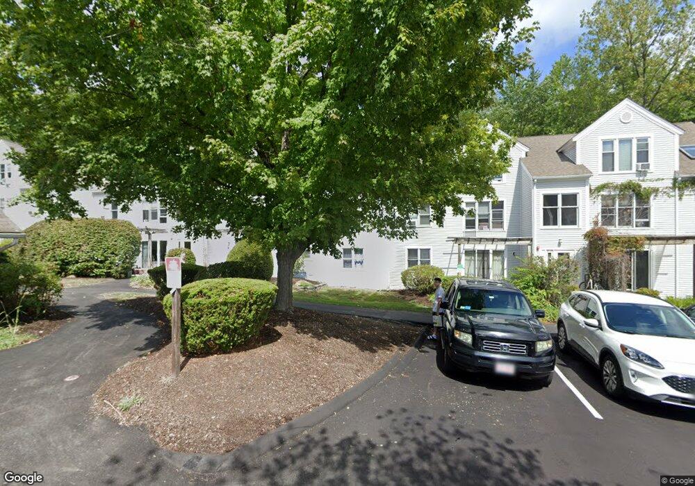 31 Salem Place, Amherst, MA 01002 - photo 1