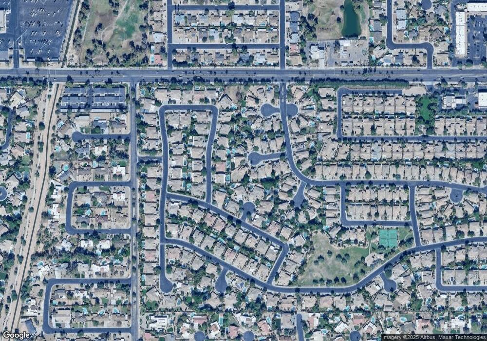 209 E Krista Way, Tempe, AZ 85284 - photo 1