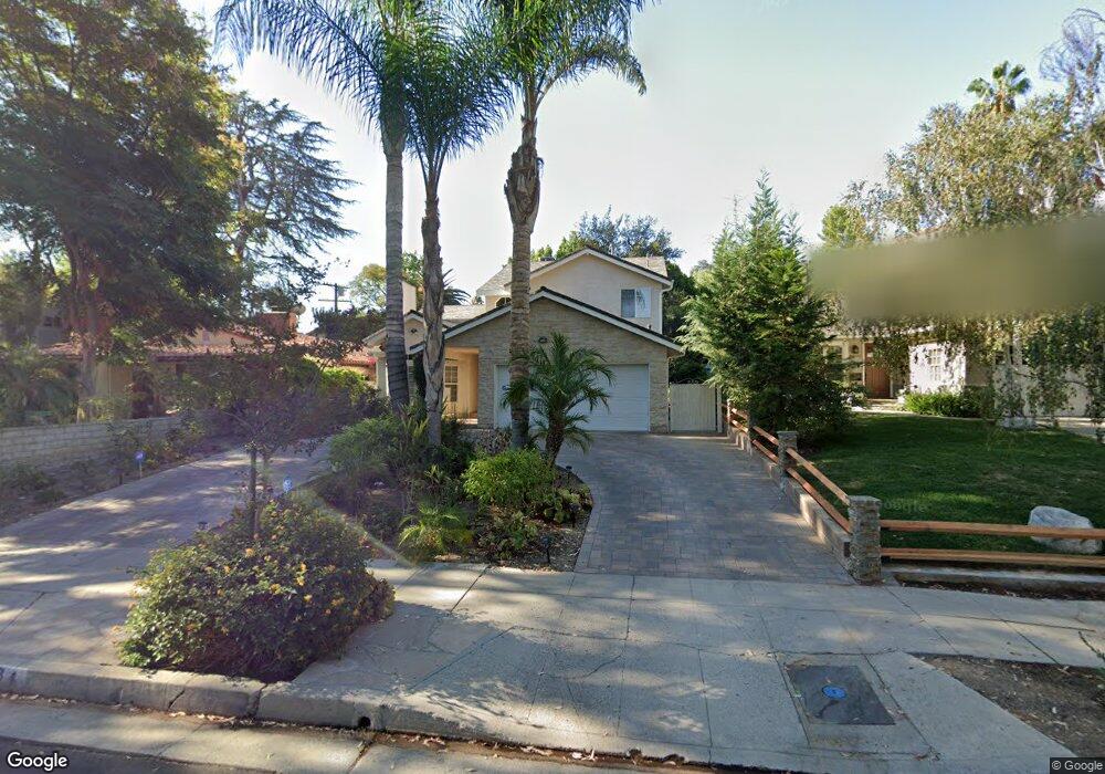 22068 Martinez St, Woodland Hills, CA 91364 - photo 1