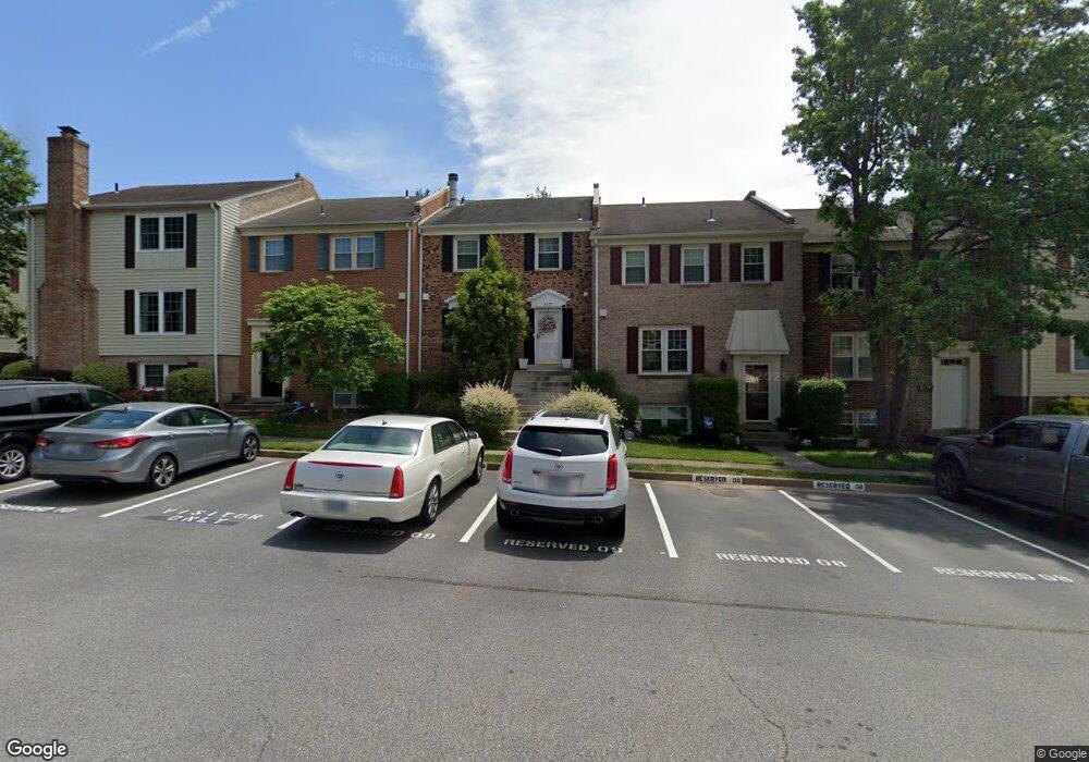 8025 Sleepy View Ln, Springfield, VA 22153 - photo 1