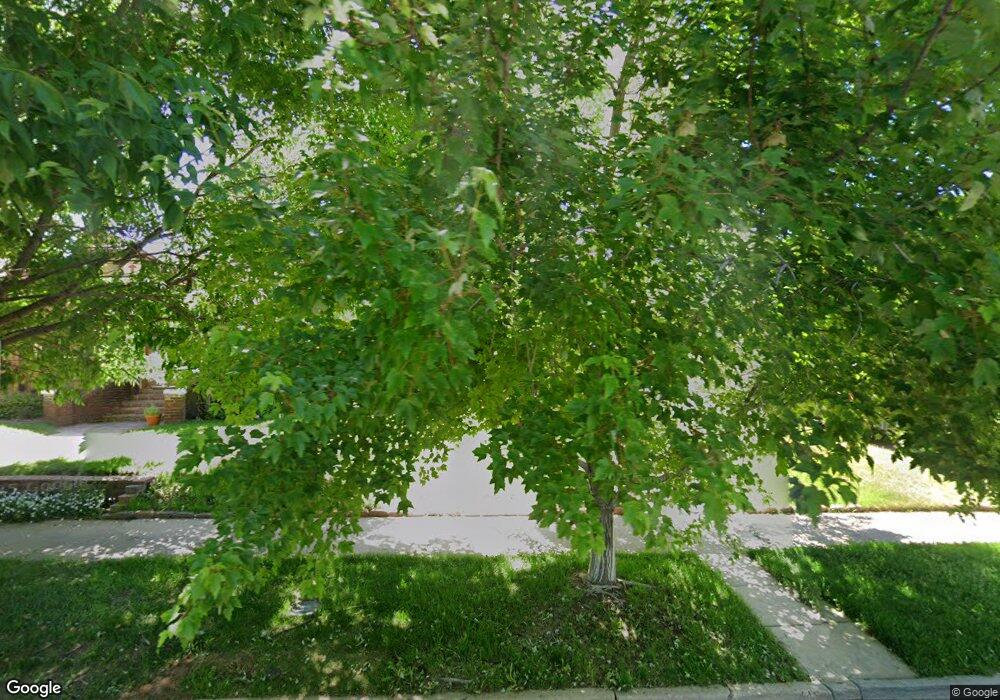 2549 Grape St, Denver, CO 80207 - photo 1