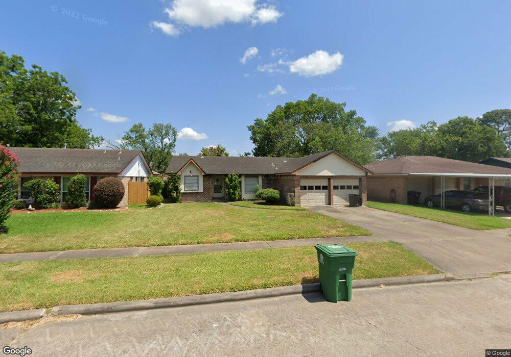 9731 Southport Dr, Houston, TX 77089 - photo 1