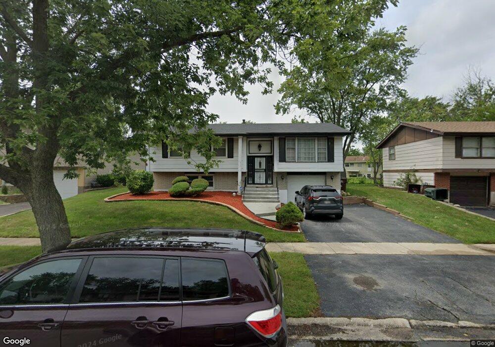 17008 Pine Ct, Hazel Crest, IL 60429 - photo 1