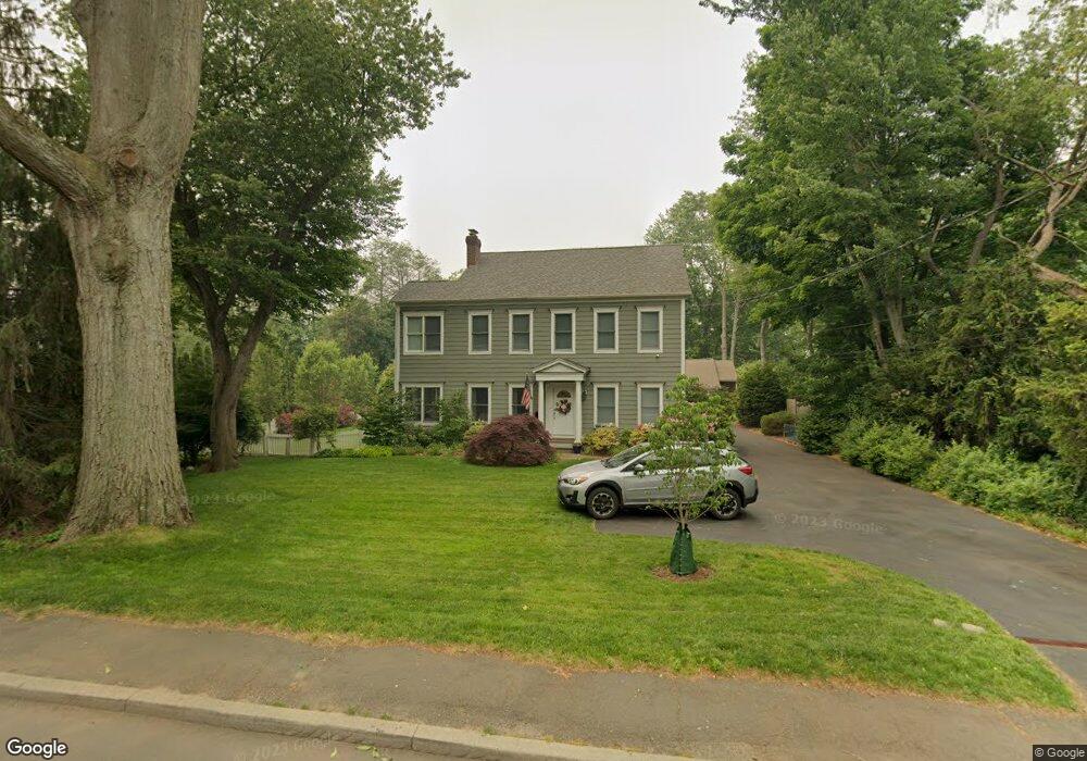 1137 Mill Plain Rd, Fairfield, CT 06824 - photo 1