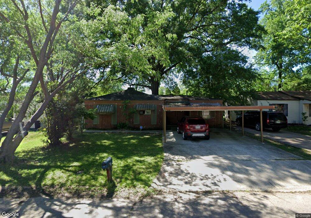 924 Guam St, Wake Village, TX 75501 - photo 1