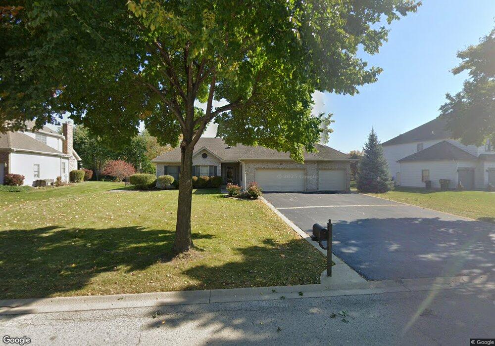 671 Clover Dr, Algonquin, IL 60102 - photo 1