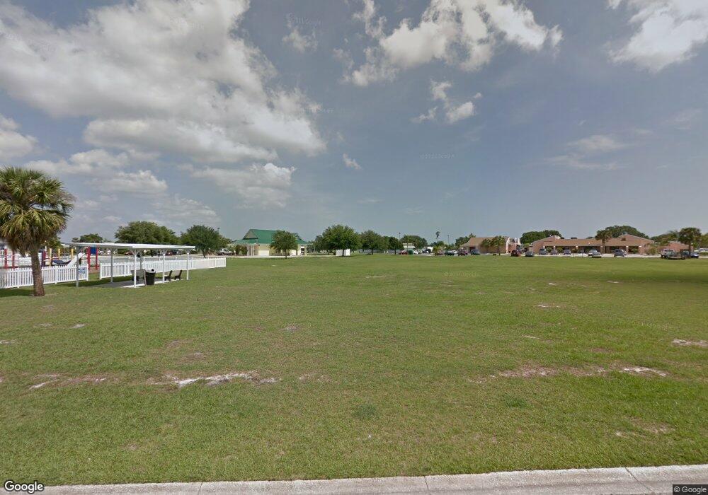 915 Hawthorn Cir, Sebastian, FL 32976 - photo 1