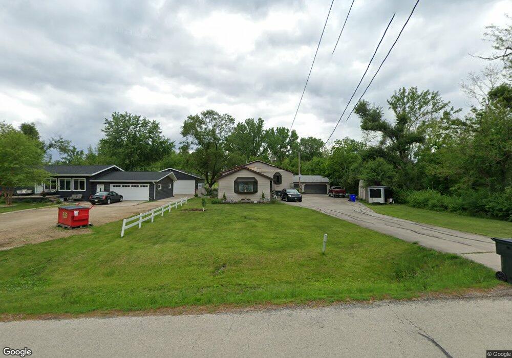 4350 M Ave NW, Cedar Rapids, IA 52405 - photo 1