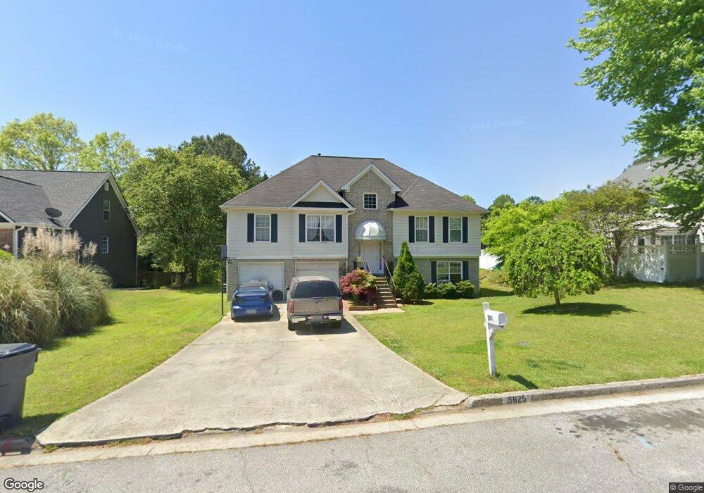 5625 Windswept Trace, Sugar Hill, GA 30518 - photo 1