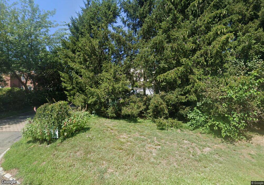 55 Town Path, Glen Cove, NY 11542 - photo 1