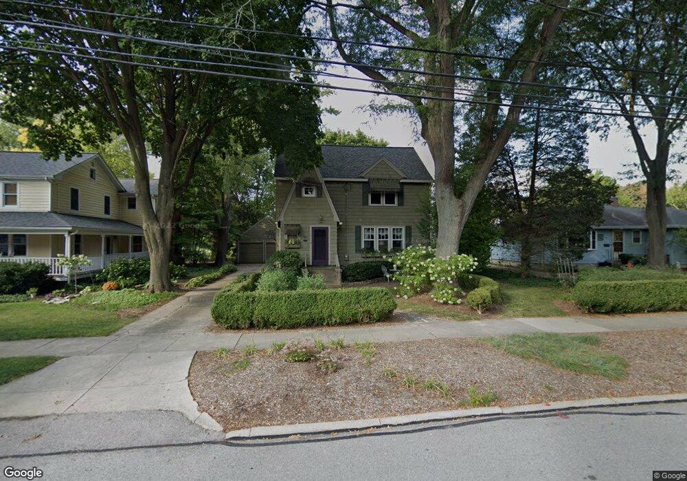 521 Illinois Ave, Batavia, IL 60510 - photo 1