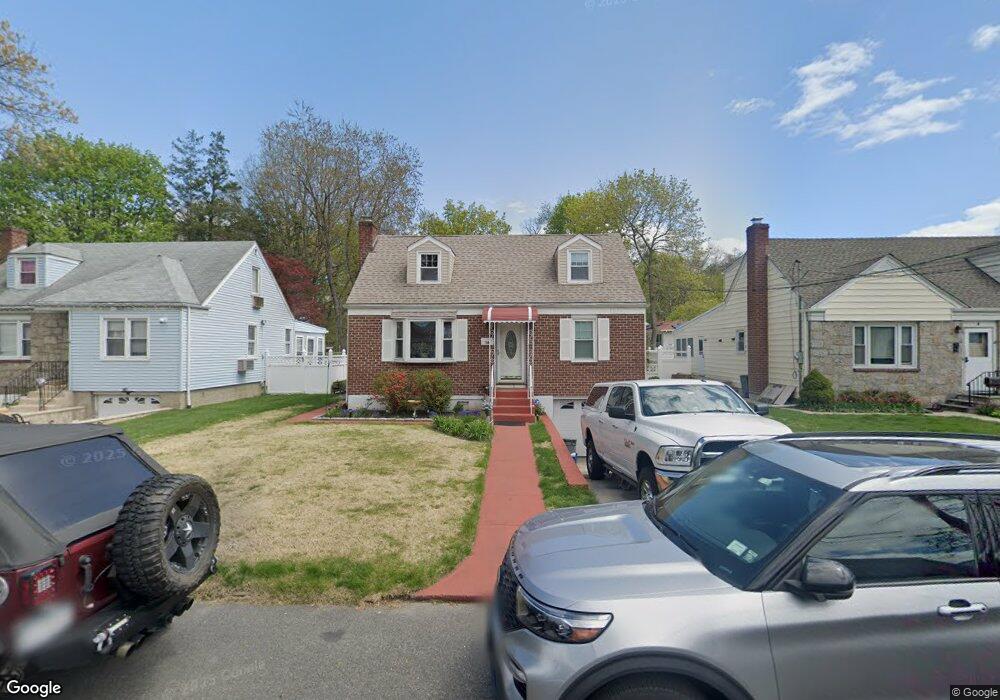12 Hoover Rd, Yonkers, NY 10710 - photo 1