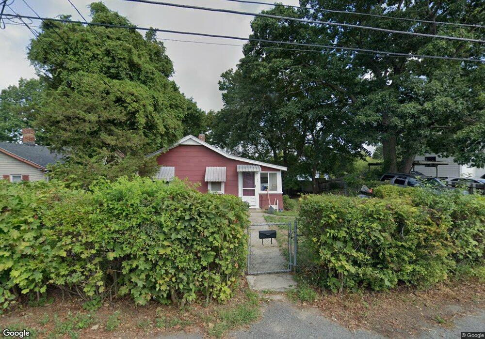 34 Hiawatha Ave, Waltham, MA 02451 - photo 1