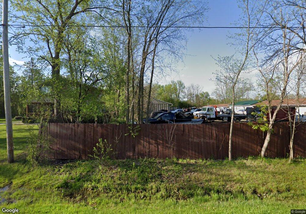 1026 Linus St, Flint, MI 48507 - photo 1