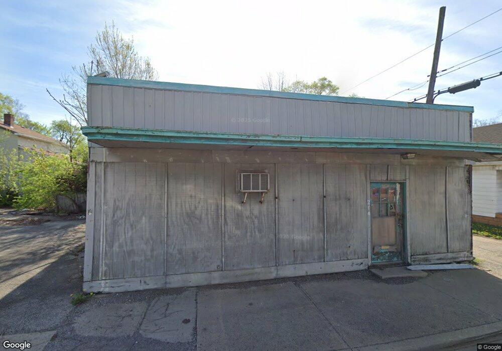 212 Madison Ave, Anderson, IN 46016 - photo 1