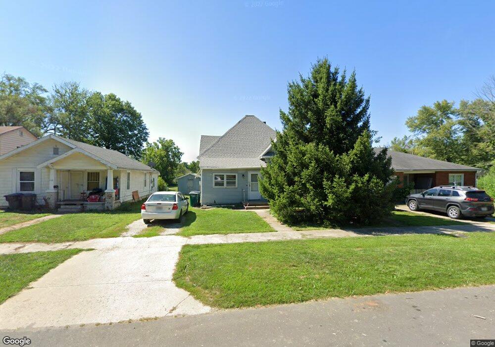 924 Franklin St, Moberly, MO 65270 - photo 1