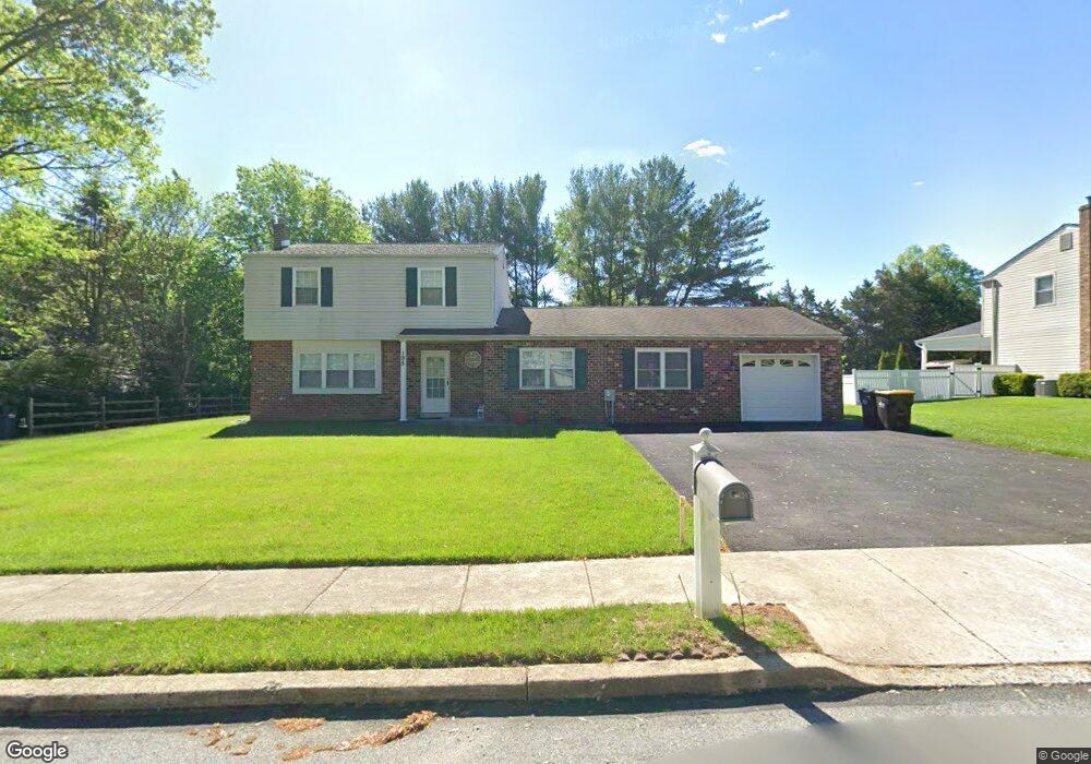 195 Deacon Dr, Norristown, PA 19403 - photo 1