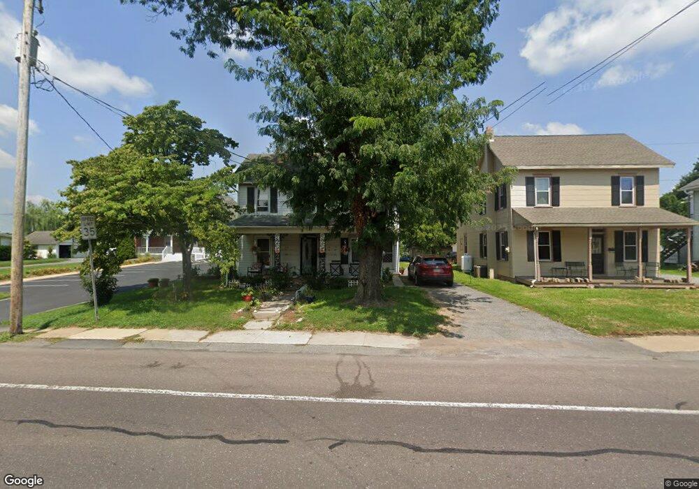 171 E Main St, Leola, PA 17540 - photo 1