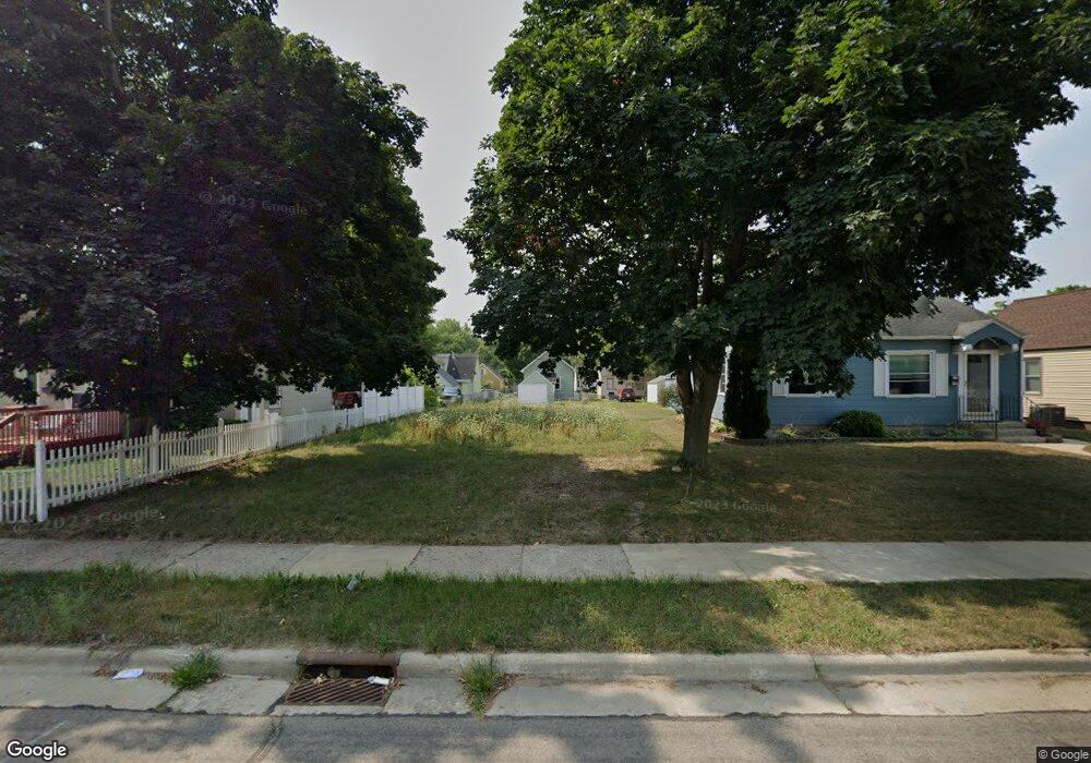 907 9th Ave SW, Austin, MN 55912 - photo 1