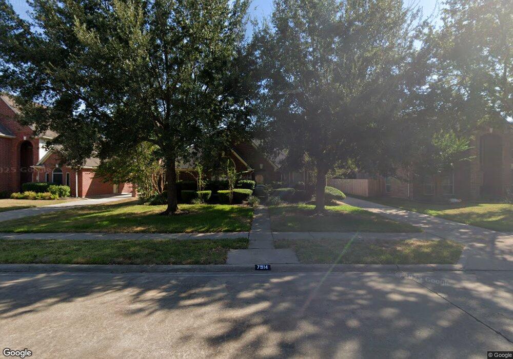 7914 Scenic Canyon Ln, Houston, TX 77095 - photo 1