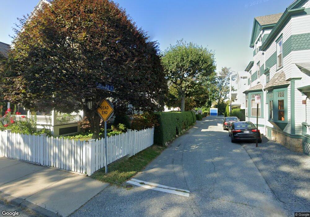 26 1/2 Rhode Island Ave, Newport, RI 02840 - photo 1