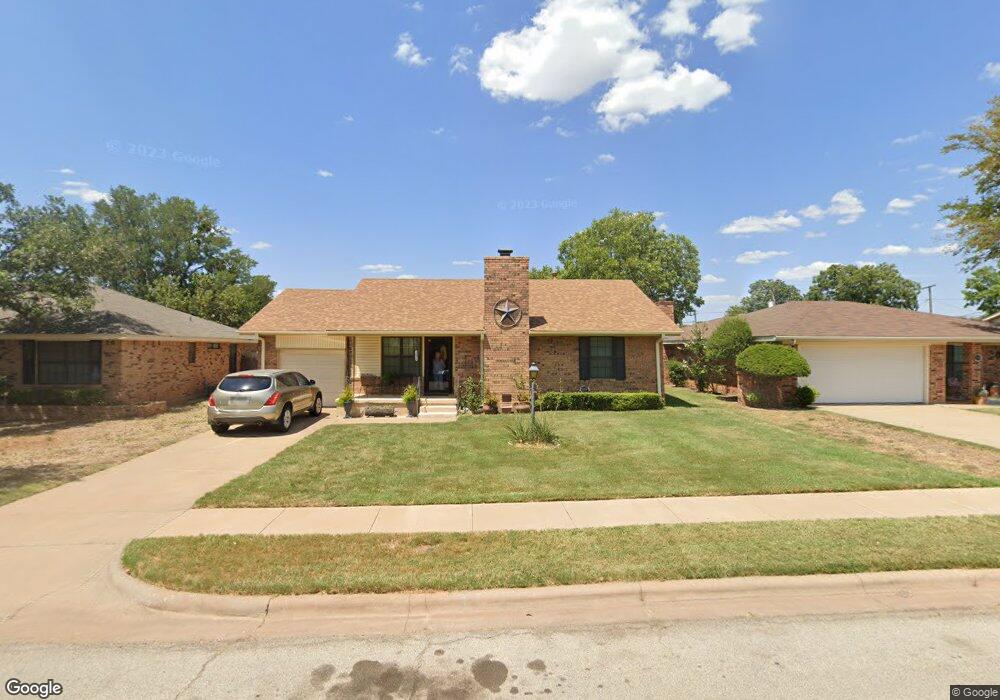 1606 Aldrich Ave, Wichita Falls, TX 76302 - photo 1