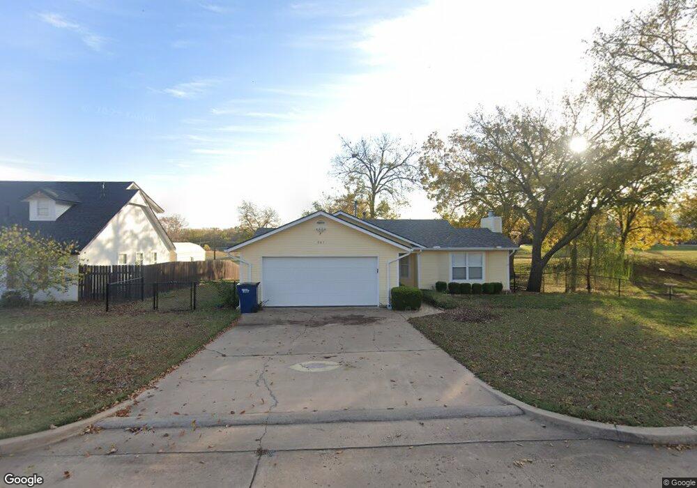 907 N Ponca Dr, Cleveland, OK 74020 - photo 1